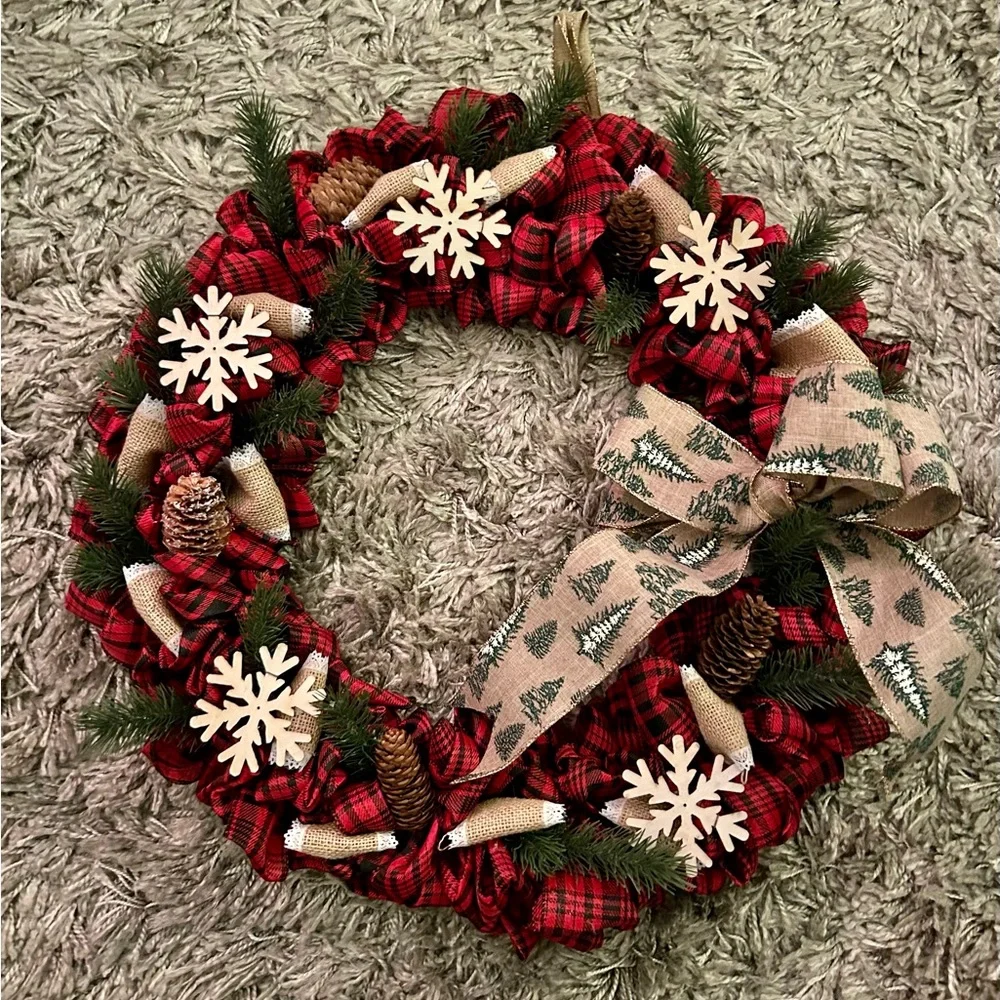 HANDMADE Holiday Winter Wreath